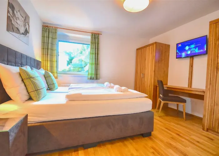 Konstanzia - By Alpen *