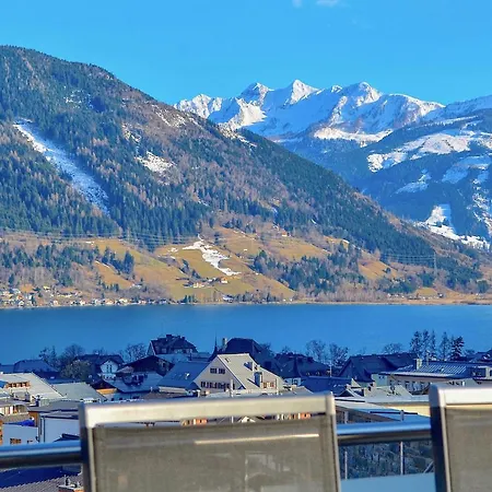 Konstanzia - By Alpen Apartment