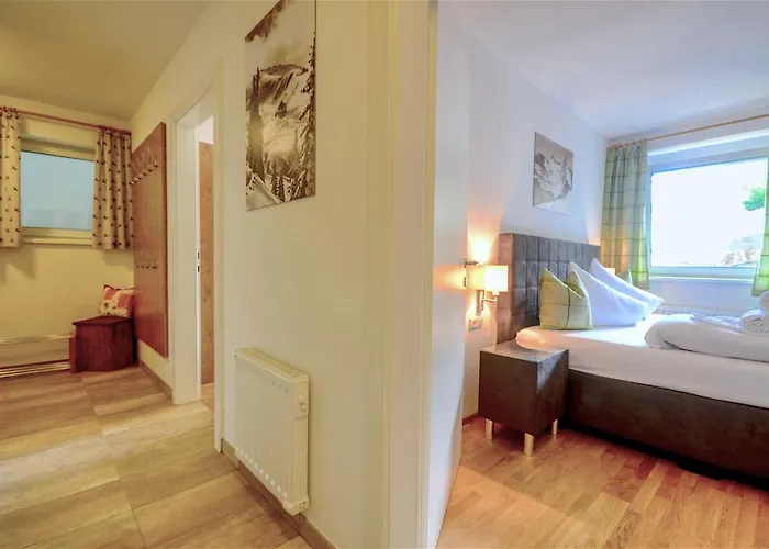 Konstanzia - By Alpen Apartment Zell am See